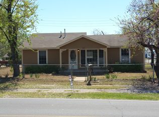 224 W B St, Jenks, OK 74037
