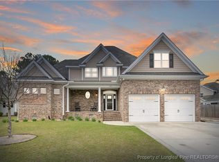 2810 Whisper Oaks Ct, Fayetteville, NC 28306