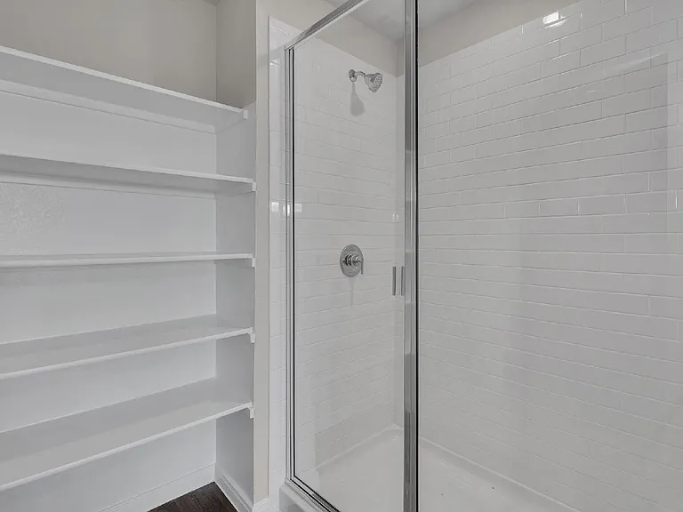 585 Apache Plum Dr — Photo 32