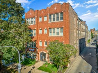 3915-21 N. Janssen, Chicago, IL 60613