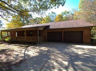 4000 Blue Bird Ln, Morrilton, AR 72110