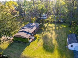 201 Pine Grove Rd, Newport, NC 28570