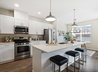 2358 NE 6th St #4, Bend, OR 97701
