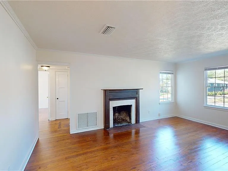 15 Princess Anne Rd — Photo 8