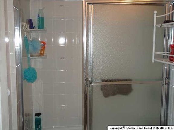 5th image of 12 Bay Ter APT 1C