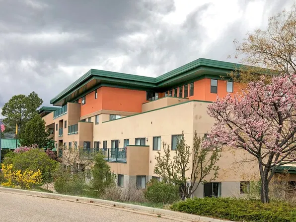 1001 Oppenheimer Dr APT 311, Los Alamos, NM 87544