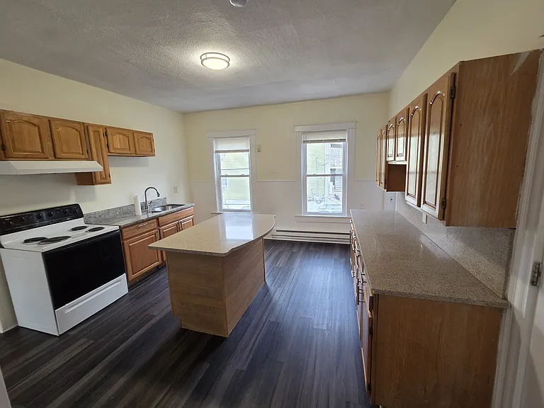 44 Coral St #1 — Photo 6