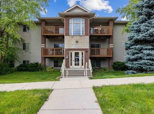 333 Camden Rd, Iowa City, IA 52245