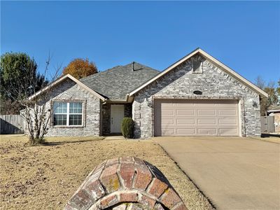 818 Grant Ave, Prairie Grove, AR, 72753