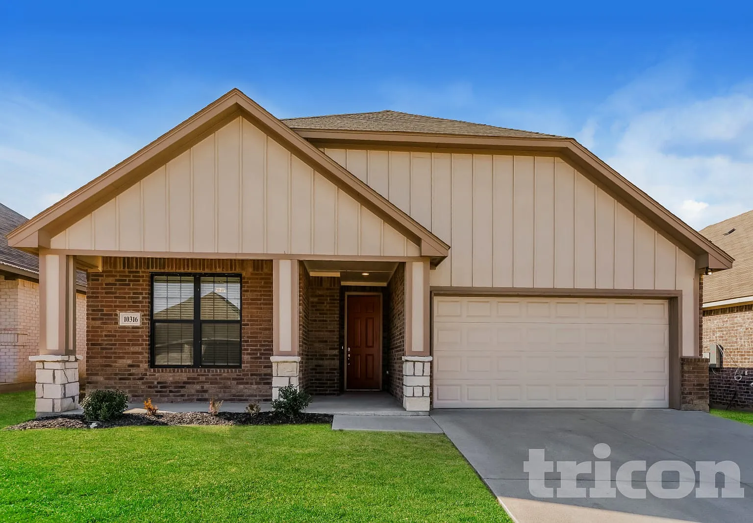 10316 Fort Teran Trail Crowley TX — Photo 1