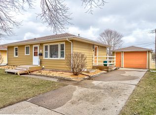 1308 Meadowlane Ave, Ames, IA 50010