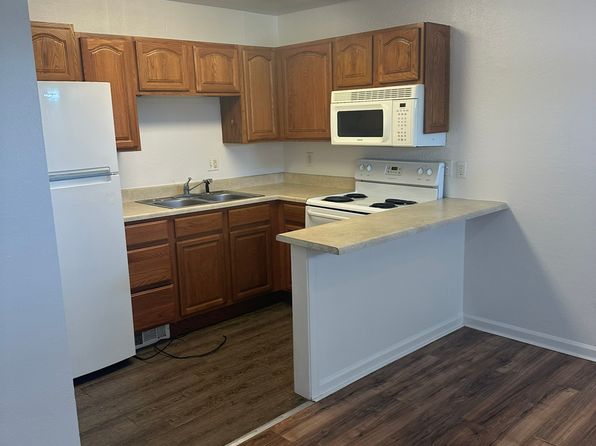 425 W Service Rd E UNIT 4