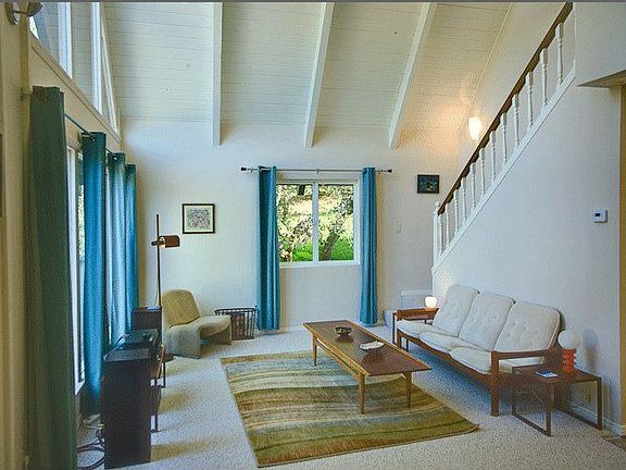 Stair leading to bedroom upstairs