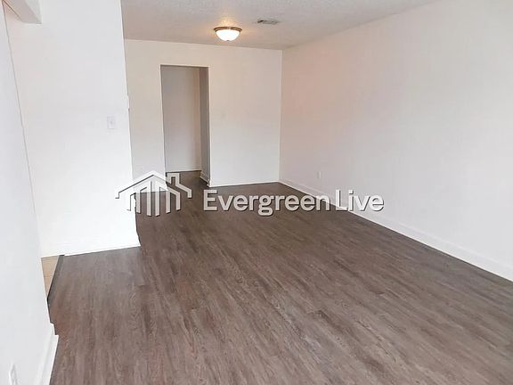3rd image of 49 Marella Ct