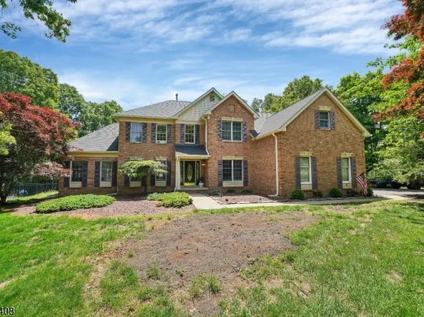 28 Ranney Rd, Washington Twp., NJ 07853