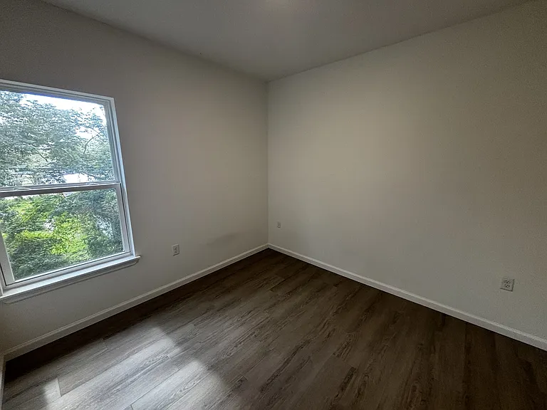1209 Southstation Pl — Photo 10