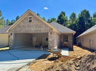 48 Riviera Dr, Hattiesburg, MS 39402