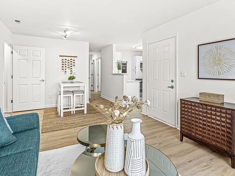 Arborwood Apartments — Photo 7