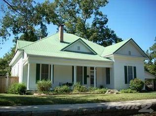 211 N West St, Morrilton, AR 72110