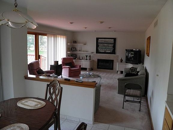 3rd image of 31720 Bristol Ln