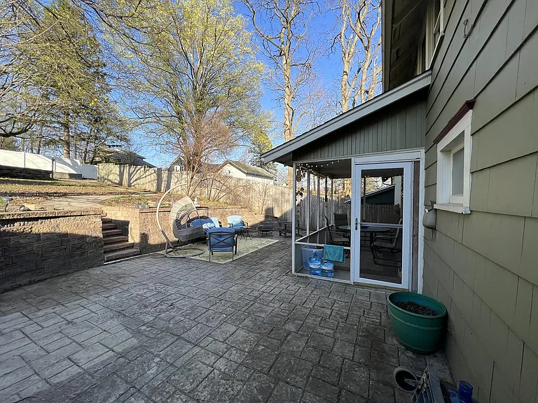 519 School St — Photo 40