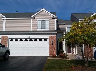 1225 Summersweet Ln, Bartlett, IL 60103