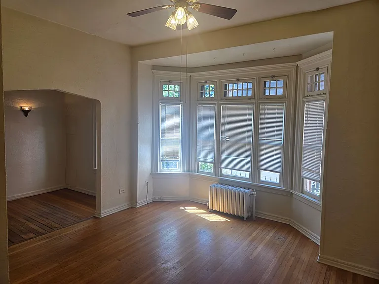 834 N Clarkson St — Photo 5