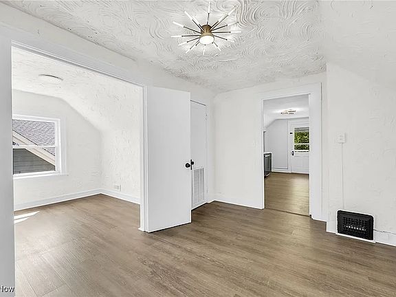 5th image of 16119 Clifton Blvd Floor 3