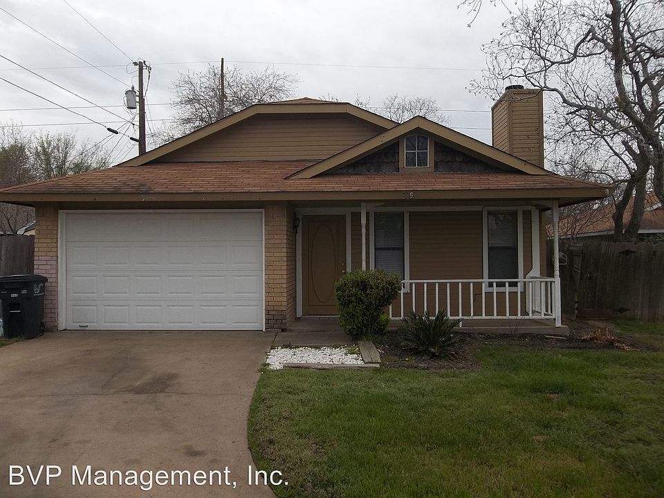 1st image of 3114 Larkspur Cir