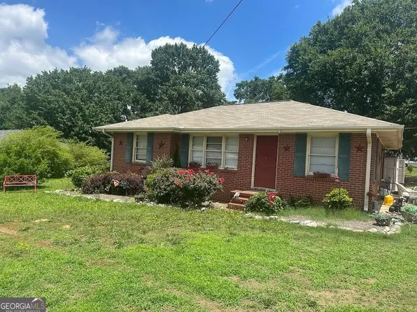 369 W Candler St, Winder, GA 30680