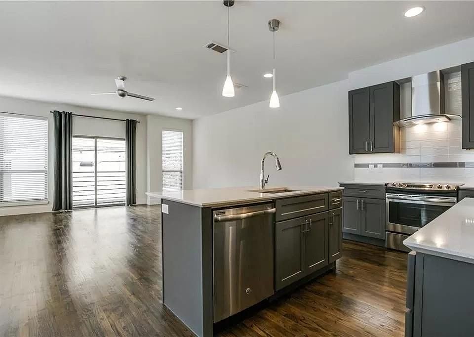 1st image of 4303 Cole Ave #16