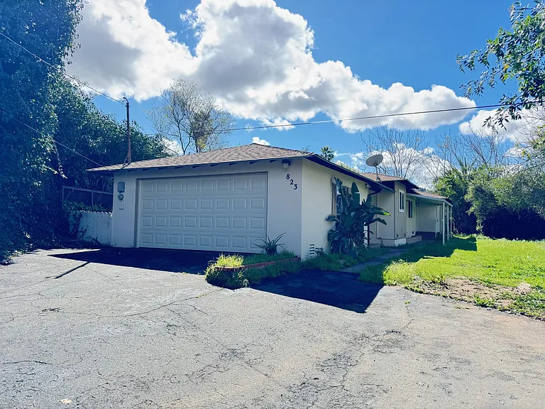 823 S Anza St — Photo 1