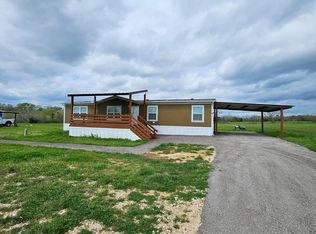 302 Marisas Cv, Dale, TX 78616