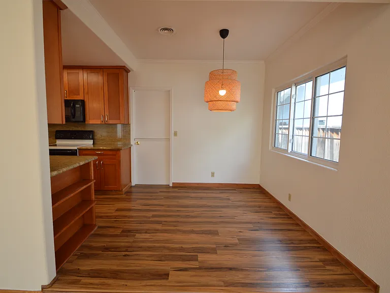 3471 Windsor Ct — Photo 8