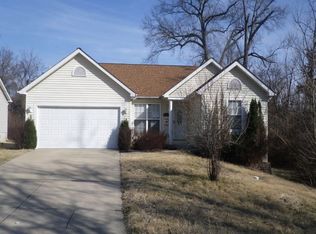 9146 Victory Ave, Saint Louis, MO 63136