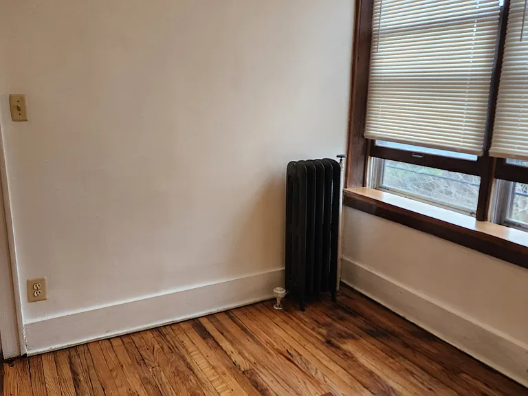 1615 W Canfield St #207 — Photo 14
