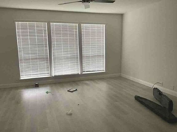 Additional Living Room