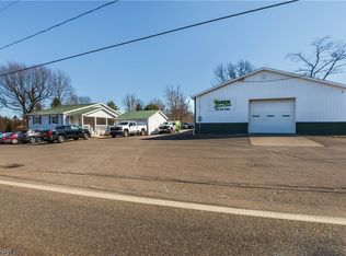 13390 Ravenna Ave NE, Hartville, OH