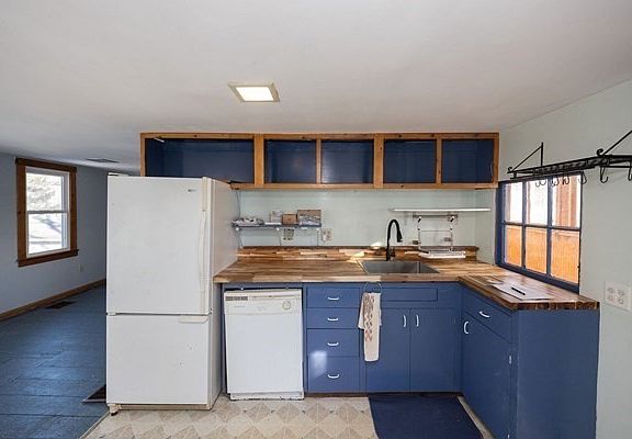 2nd image of 2 Teconnett Path