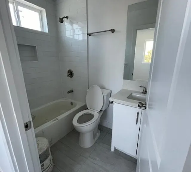 11451 Victory Blvd #2 — Photo 3