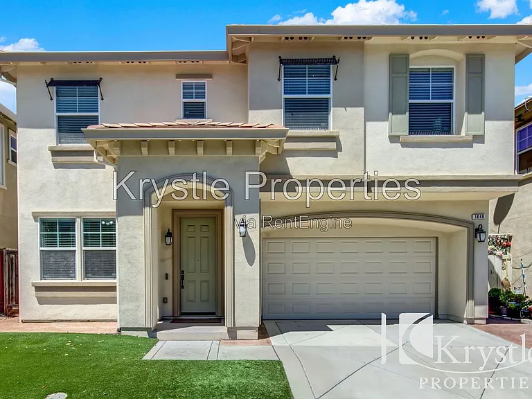 1649 Roma Dr — Photo 6