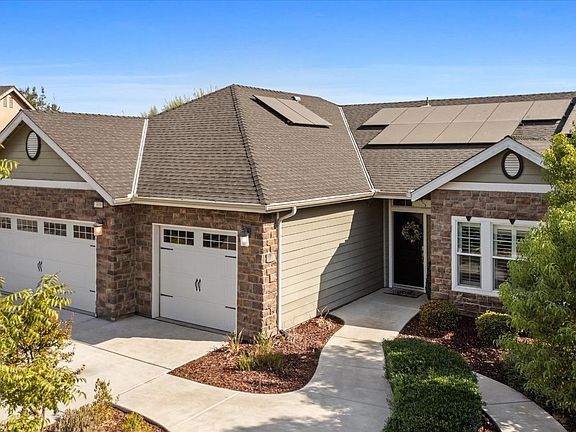 3rd image of 3800 Green Oaks Way