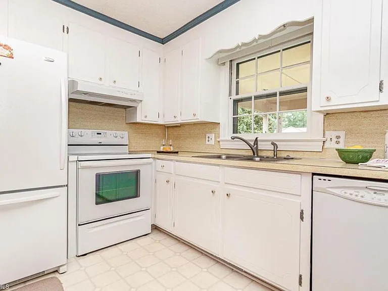 3316 Jason Dr — Photo 8