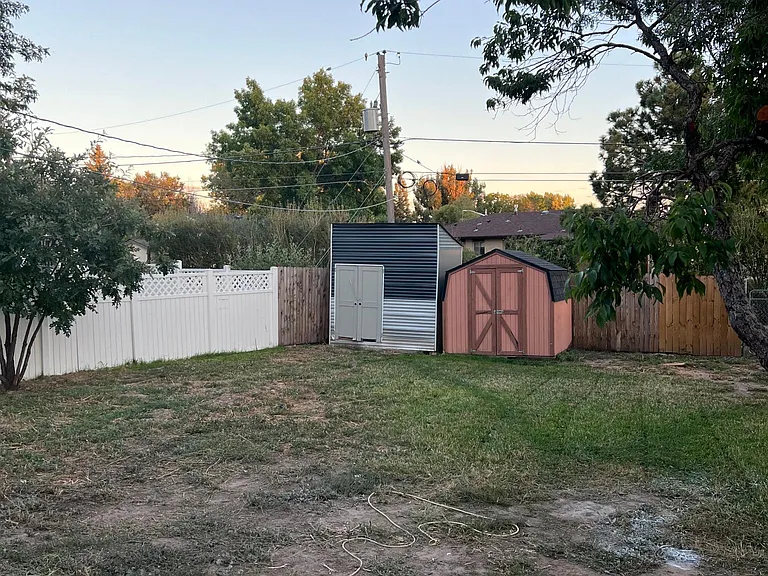 1535 Adams Ave — Photo 20