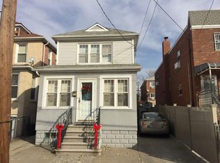 1856 Tomlinson Ave, Bronx, NY 10461