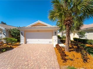 7544 Pesaro Dr, Sarasota, FL 34238