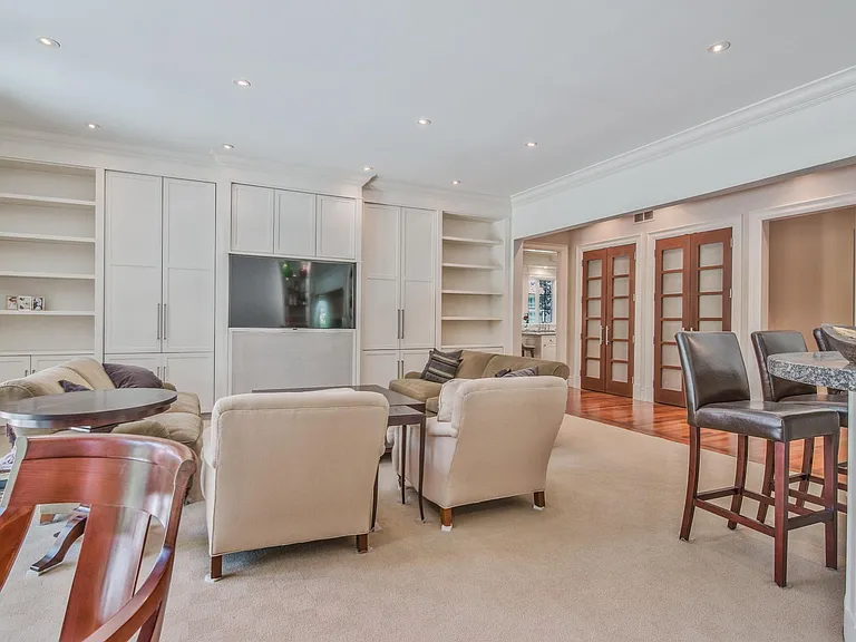 200 Aspen Rd — Photo 16