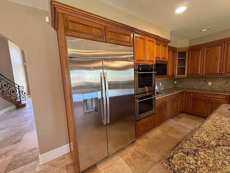 4960 Chimineas Ave — Photo 6