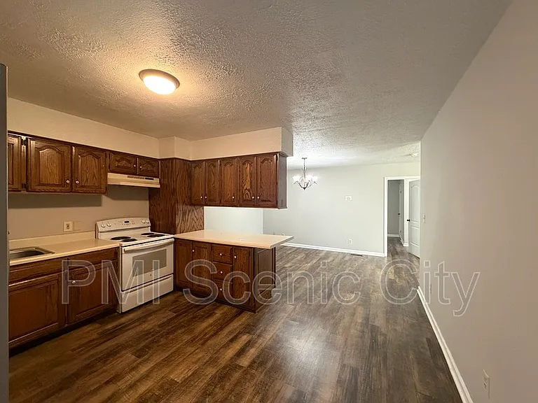 8810 Great Family Trl — Photo 8