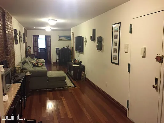Rented by Point NYC | media 34